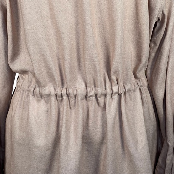 Anne Klein “Sand” Linen Blend Stylish Utility Style Jacket With Gold Trim L NWT - Picture 9 of 16